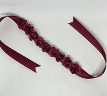 Load image into Gallery viewer, Burgundy Basic Bunwreath
